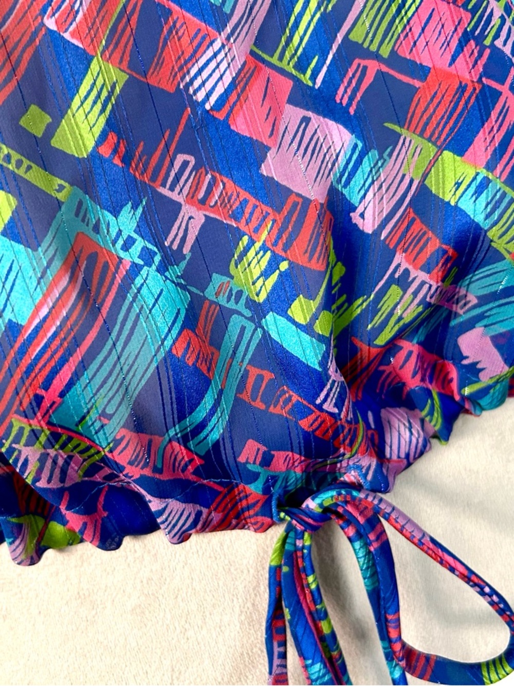 Vintage 80s Diane Freis Bold Multicolor Abstract Ruffle Drawstring Top, Size L - Picture 8 of 17